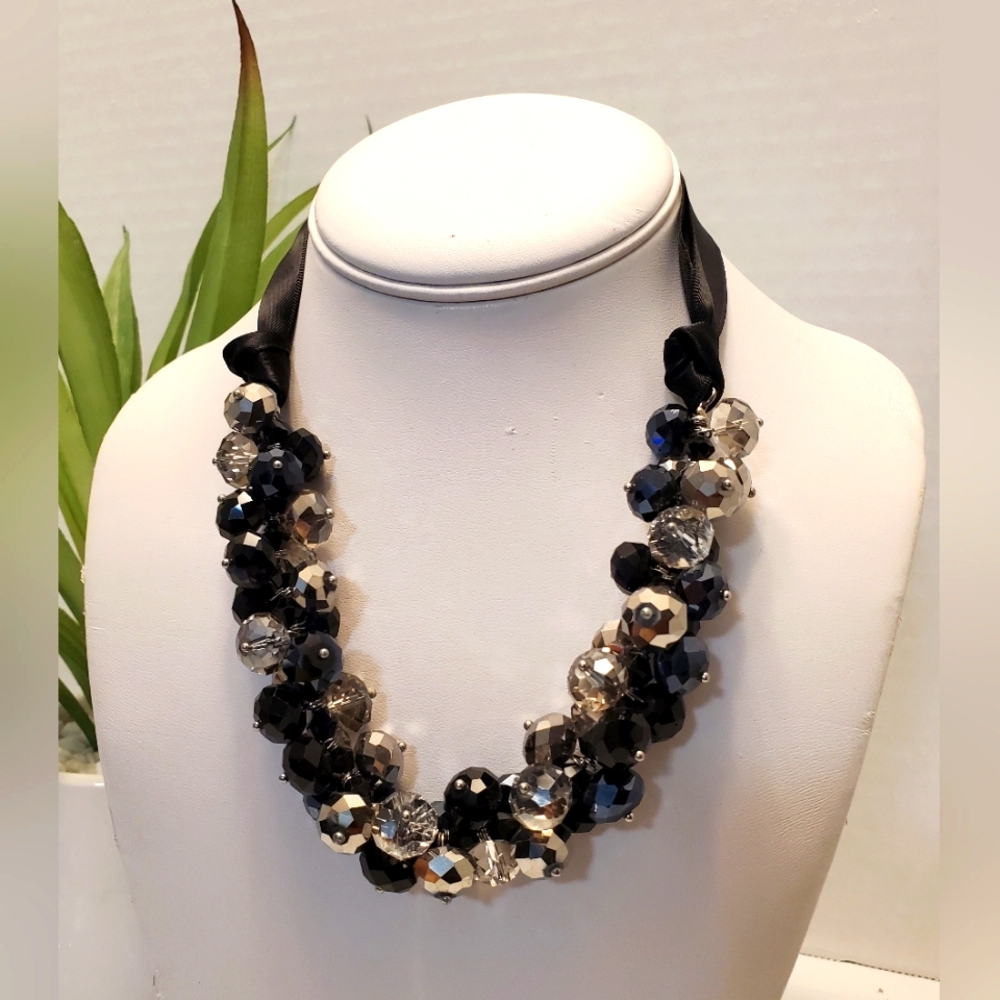 Ali-Khan Necklace NWOT